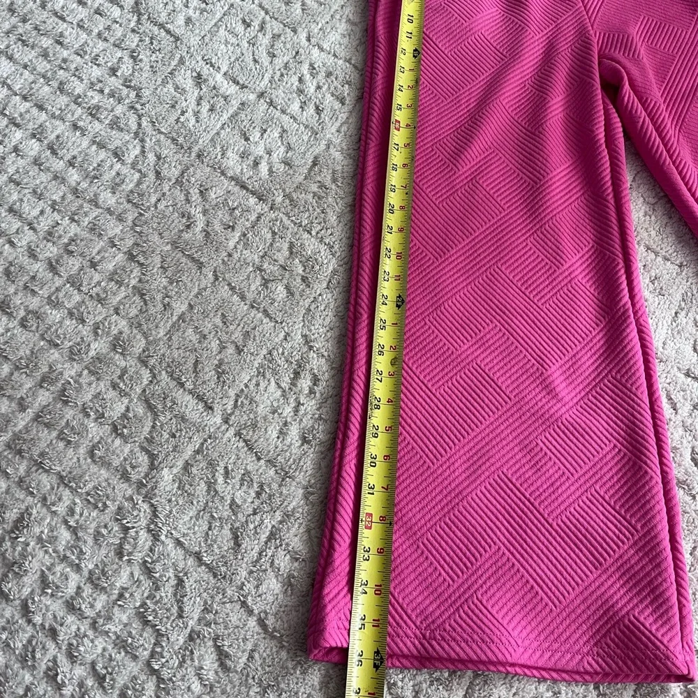 Pink Textured Two-Piece Lounge Set - Picture 8 of 9